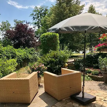 Am Wasser Graf Von Pfeil Dresden